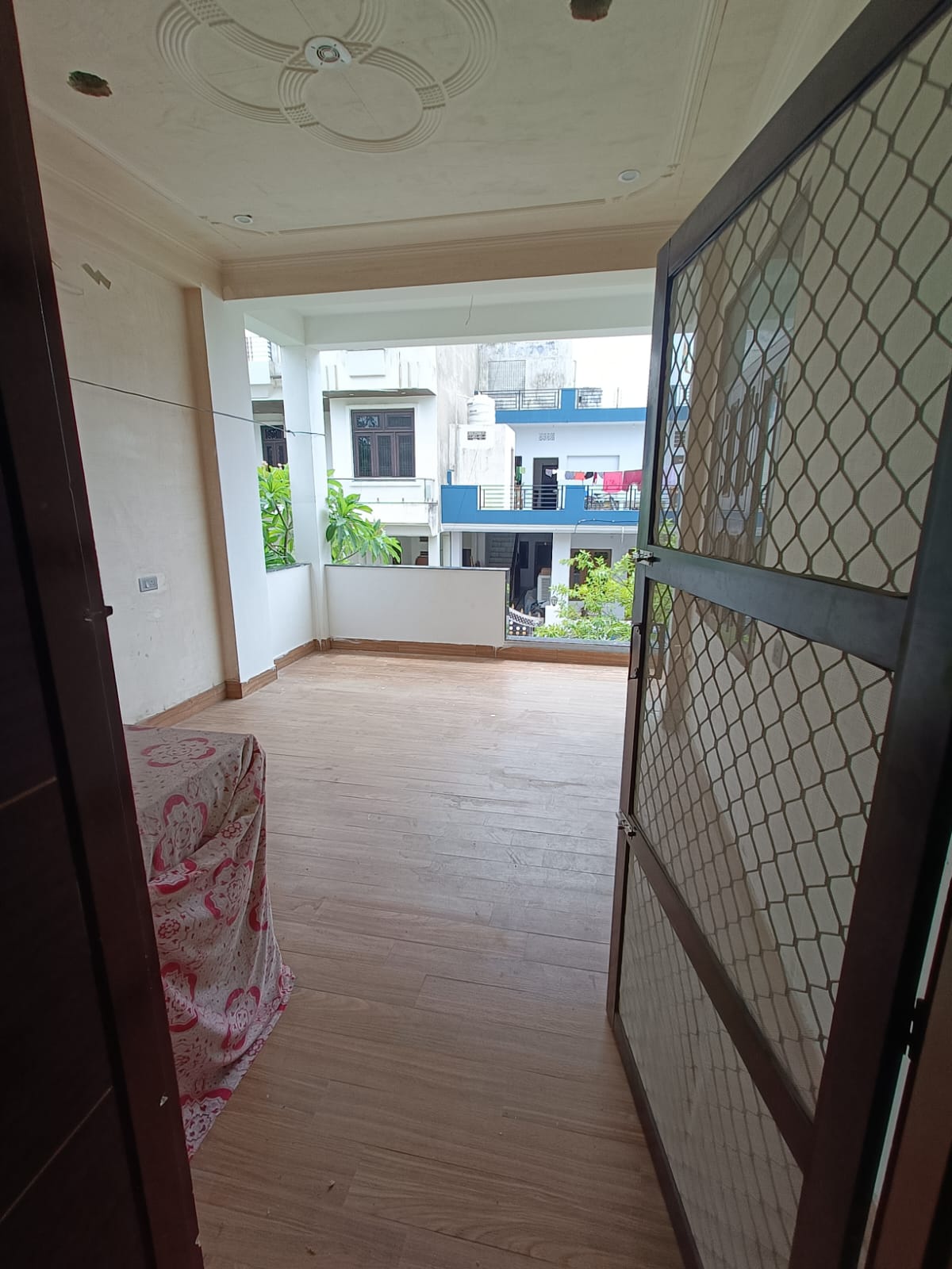 2bhk on main tonk road--Jaipur